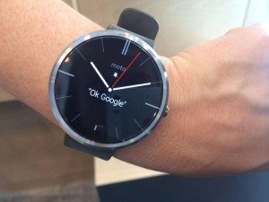 MOTO 360 智能手表